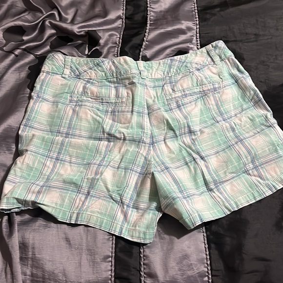 Saint johns bay shorts size 10 - Picture 2 of 2